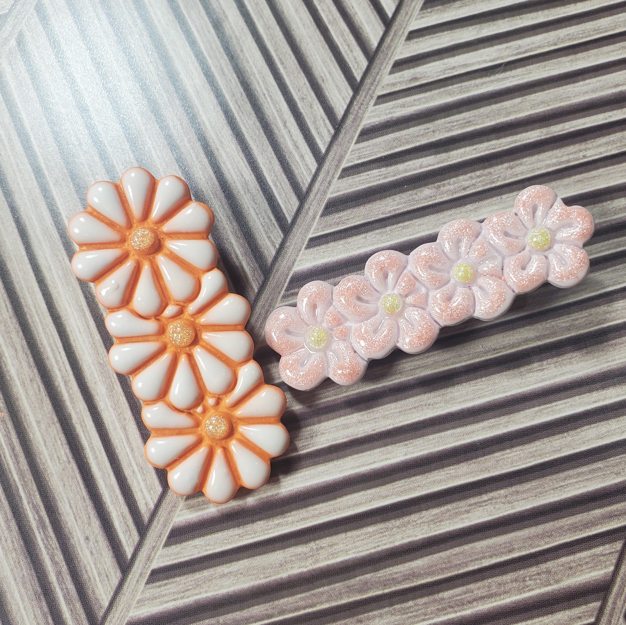 Floral hair clip sets